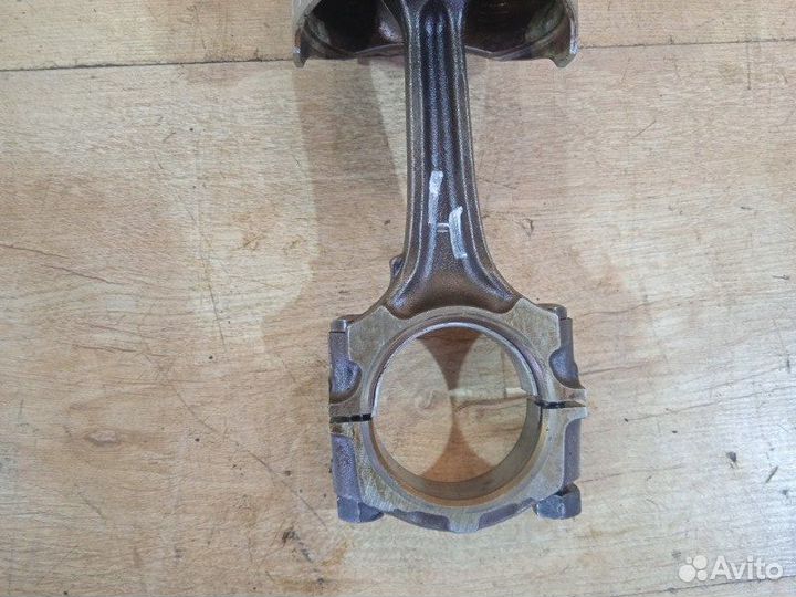 Шатун Nissan Serena C23M 2.0 1992-2001