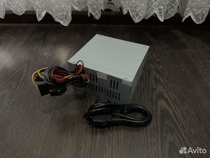 Блок питания на 450w PowerMan