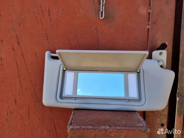 Козырек солнцезащитный правый Опель Вектра С