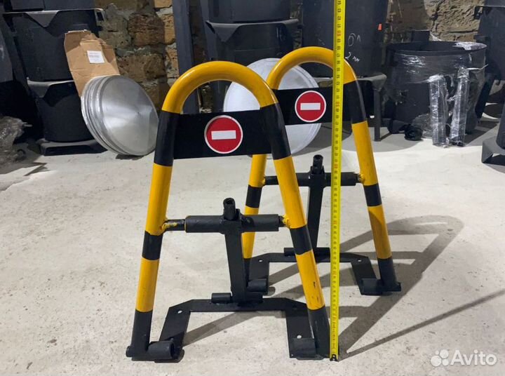 Автомобильный парковочный барьер/стоппер Хасавюрт