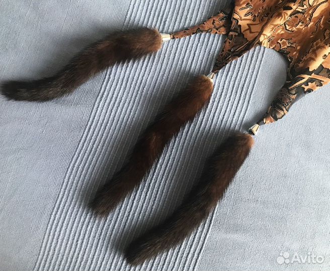 Шарф-палантин с хвостиками норок