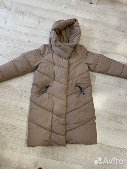 Пуховик женский