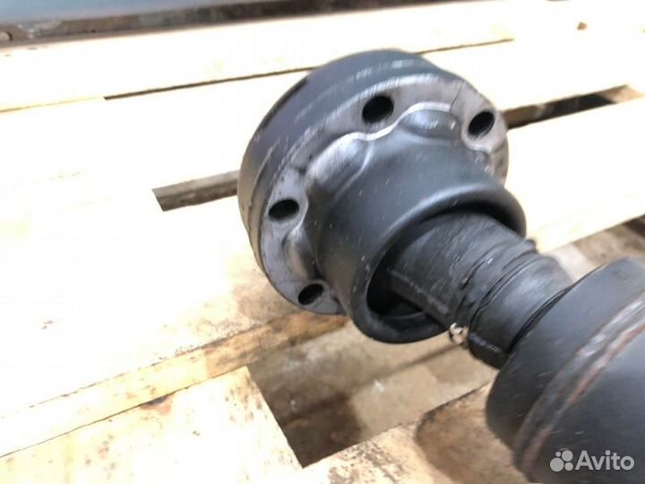 Карданный вал Bmw 6 E63 N62B44 2004