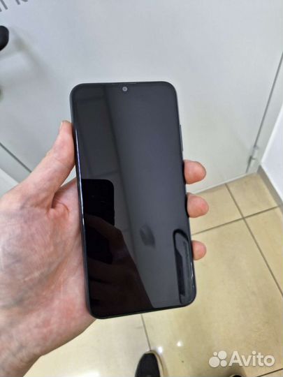HONOR 20e, 4/64 ГБ