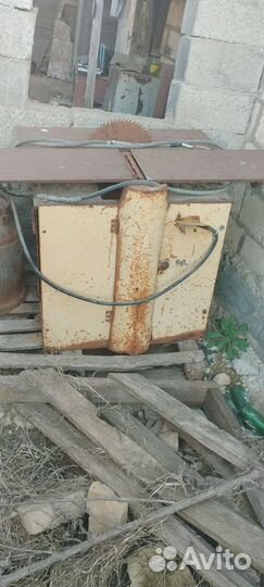 Циркулярный станок с фуганком