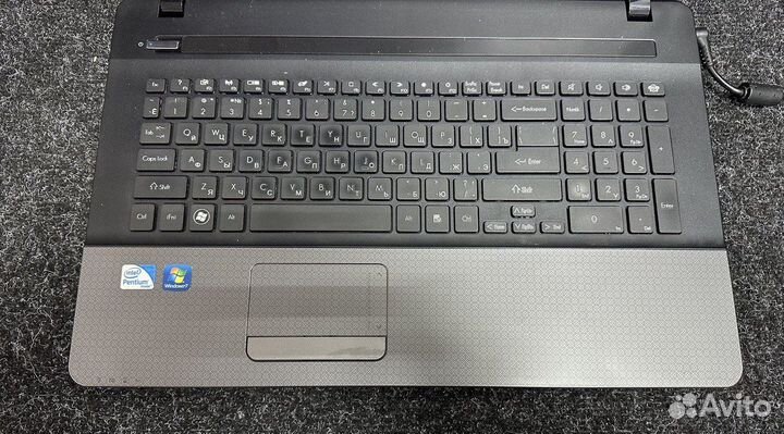 Packard Bell 17.3 (Pentium B940, 8GB, HD 6470M)