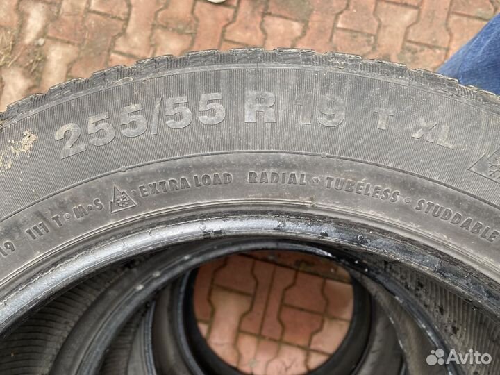 Continental Conti4x4IceContact 255/55 R19