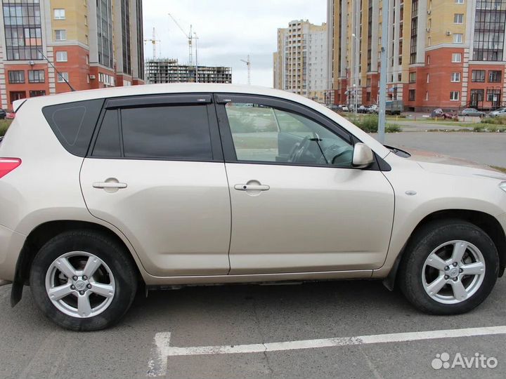 Toyota RAV4 2.0 AT, 2008, 107 000 км