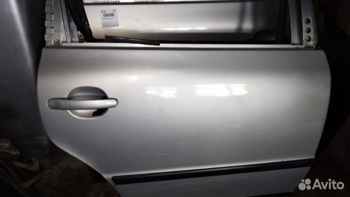 Дверь боковая задняя правая Volkswagen Passat B5