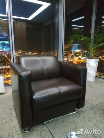 Комплект офисной мебели Baron от производителя