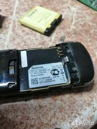 Телефон Nokia 8600d Luna