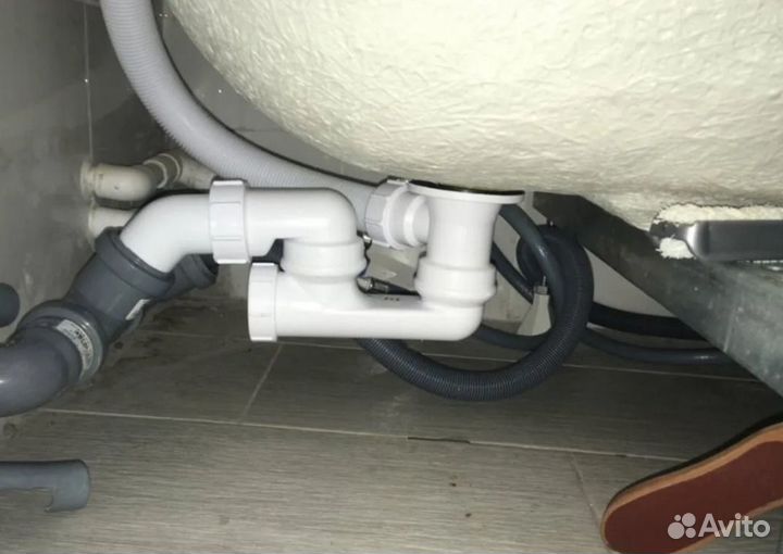 Услуги сантехника Слесарь сантехник Отопление