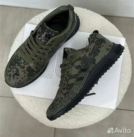 Кроссовки мужские Adidas летние