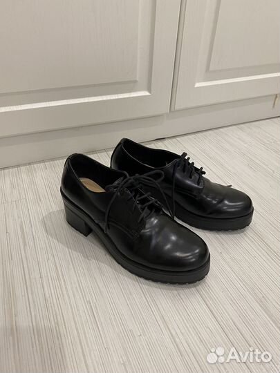 Ботинки Bershka 38 женские