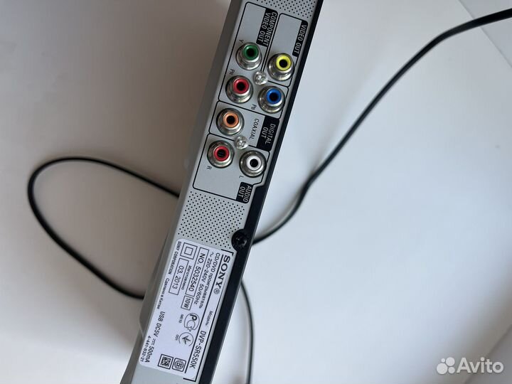 Dvd плеер Sony DVP-SR550K