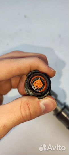 Форсунка с двигателя дизель power stroke 6L