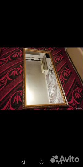Зеркало в багетной раме новое