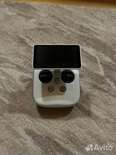Квадрокоптер dji phantom 4 pro plus v1.0