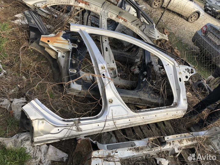 Mazda 6 2010 порог, лонжерон стойка сапожок