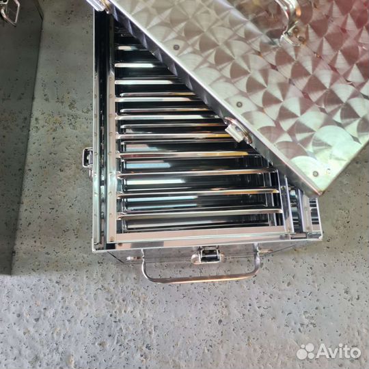 Коптильня двухярусная на замках