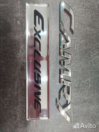 Эмблема шильдик Camry Exclusive