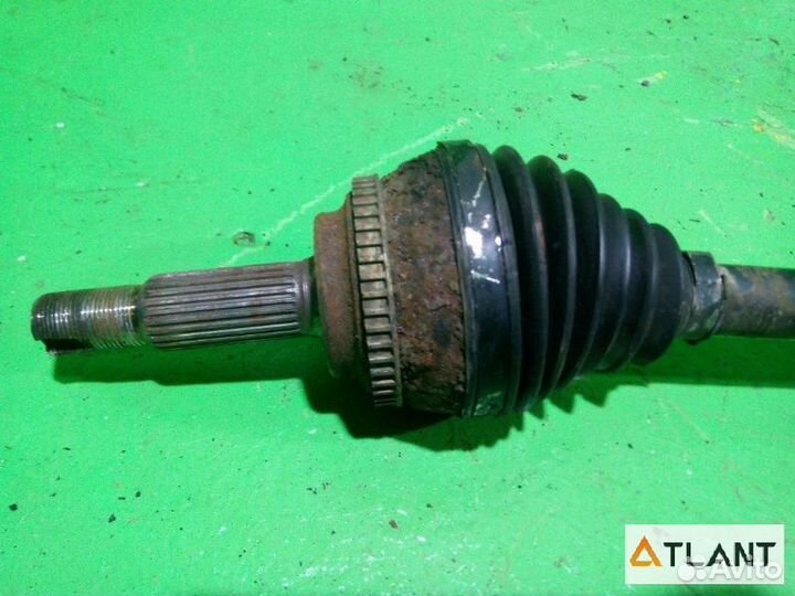 Привод передний правый toyota wish