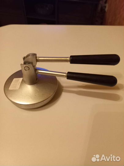 Закаточная машинка автоматическая