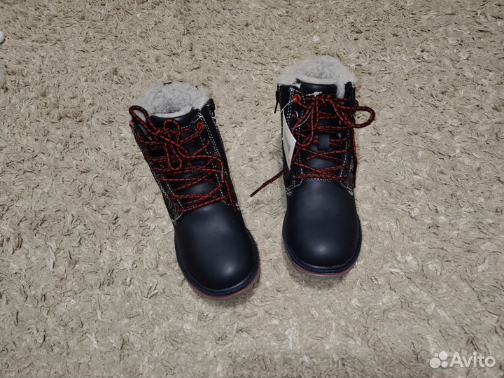 Новые ботинки