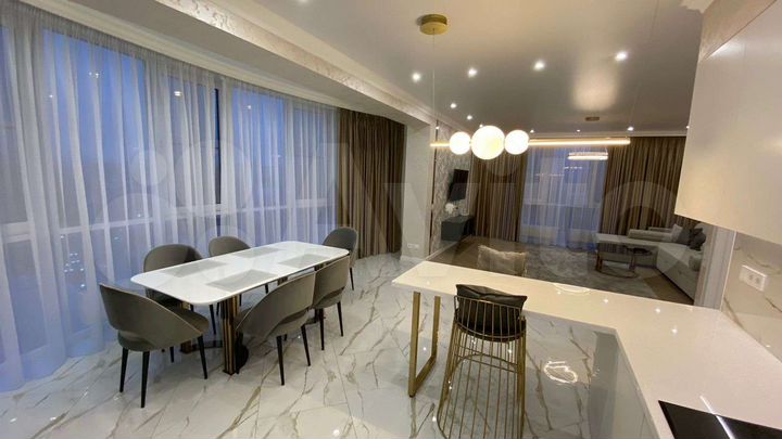 3-к. квартира, 150 м², 12/20 эт.