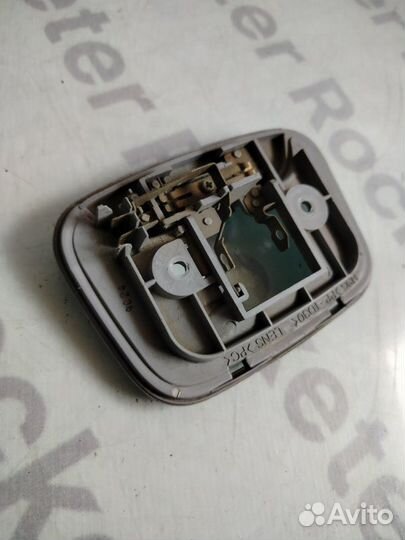 Плафон салонный Mitsubishi Mirage 4G 15YJ1859 1999