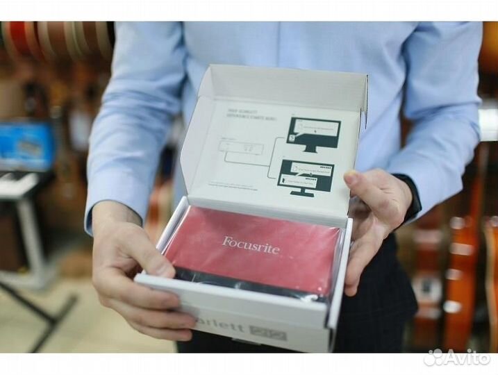 Focusrite Scarlett 2i2 3rd Gen аудио интерфейс USB