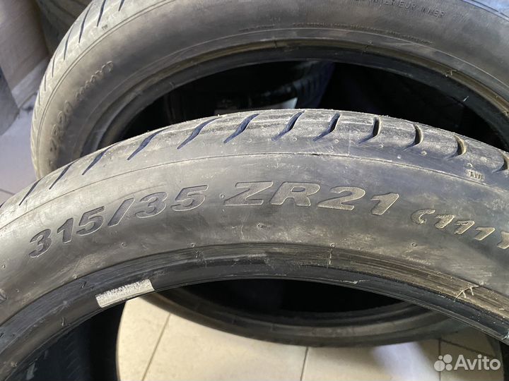 Pirelli P Zero 285/40 R21 и 315/35 R21