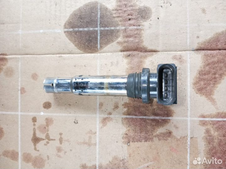 Катушка зажигания Volkswagen Polo 5 612 036905715C