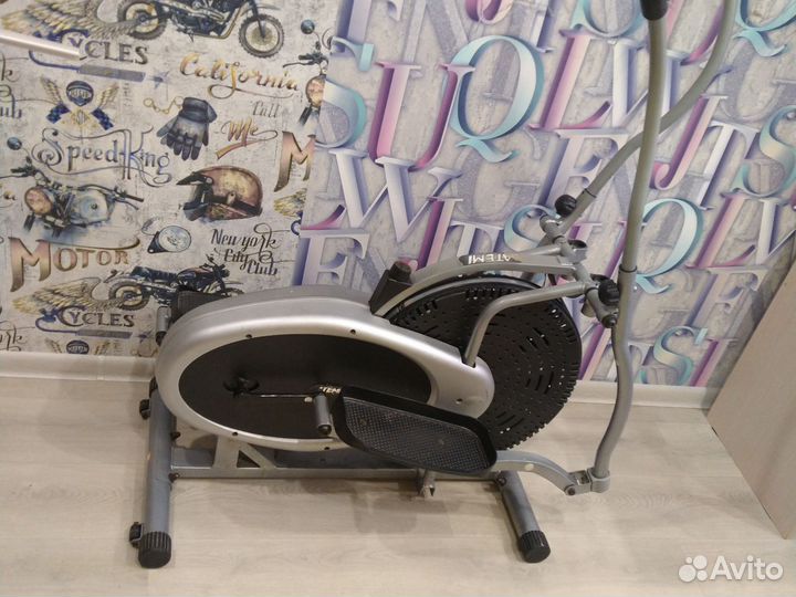 Эллиптический тренажер atemi