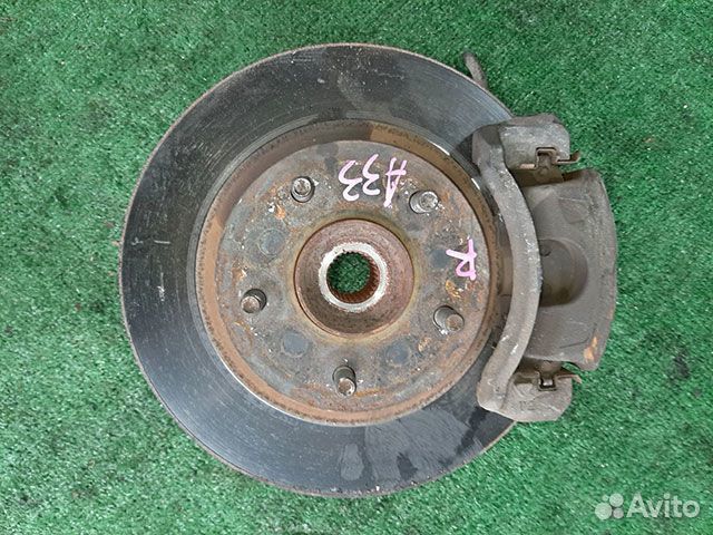 Кулак поворотный правый Nissan Maxima