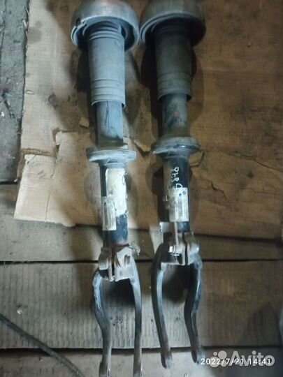 Амортизатор передний BMW X5 / E70