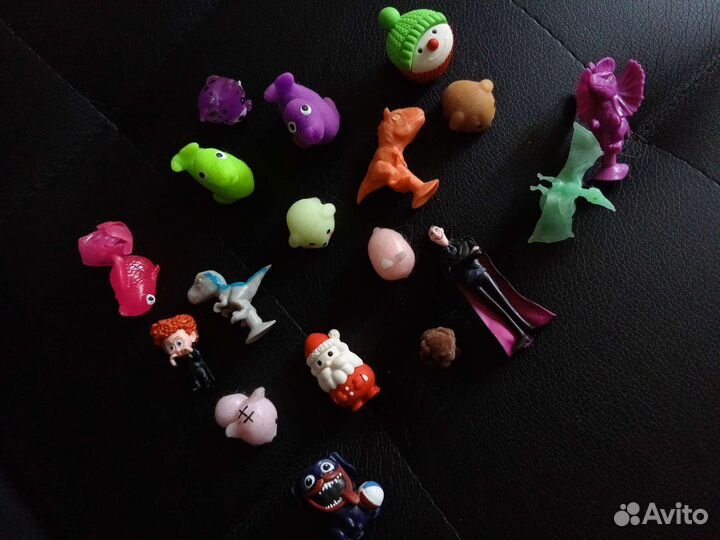 Монетки из пятерочки, магнита, фигурки