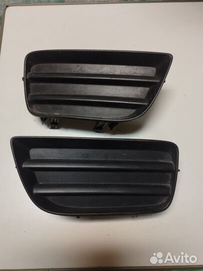 Заглушка бампера Тойота спринтер кариб