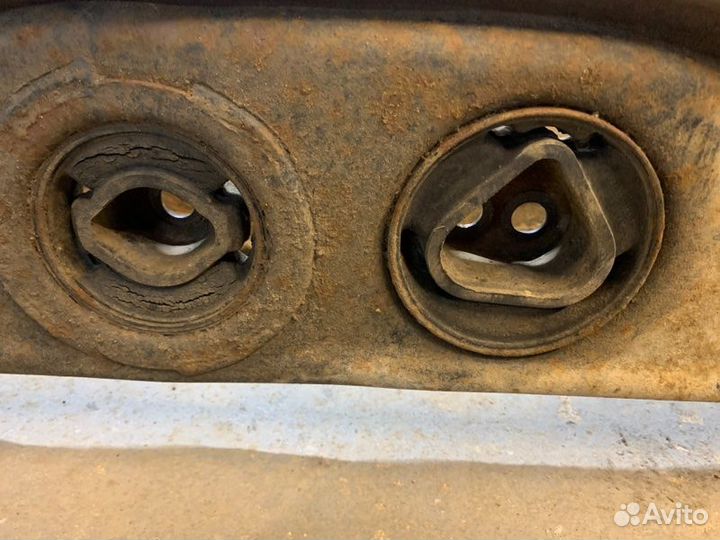 Подрамник задний Lexus Rx 350 GSU35L-awagkw. MCU3#