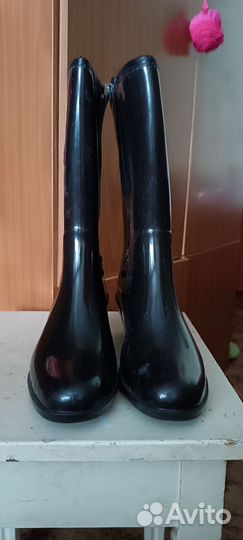 Сапоги резиновые,39 размер