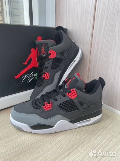 Nike air jordan 4 retro