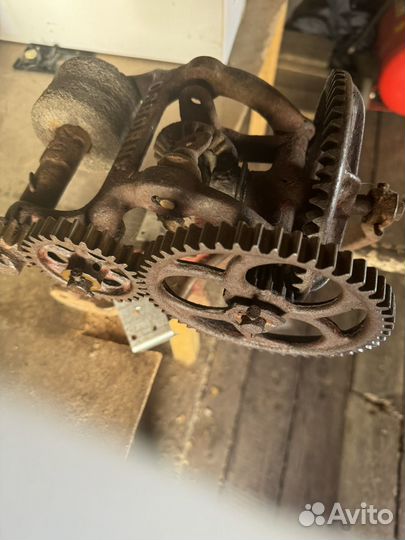 Наждачный станок