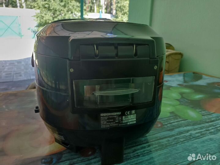 Мультиварка redmond новая