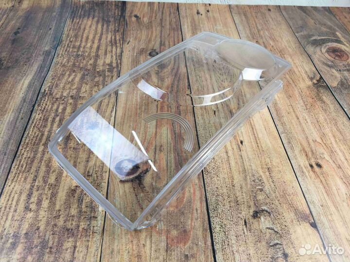 Стекло правой фары Range Rover Sport L320 2008