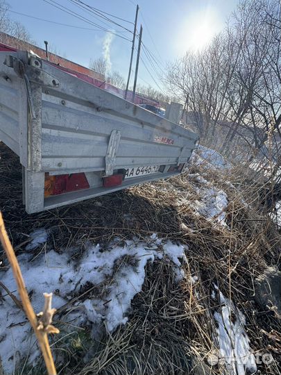 Прицеп легковой