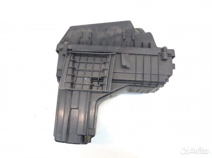 Корпус воздушного фильтра Peugeot 407 2.0 HDI 2006