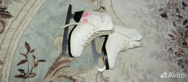 Детские фигурные коньки