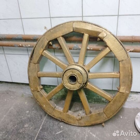 Колесо от телеги
