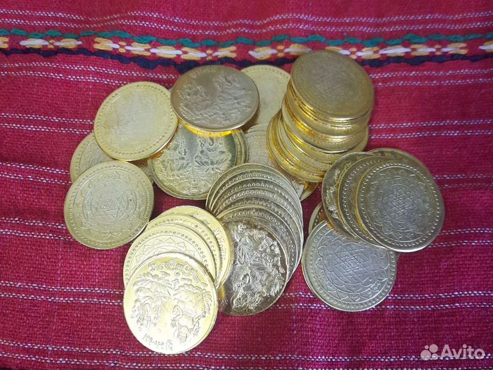 Индийская монета жетон на удачу Лакшми Ганеша