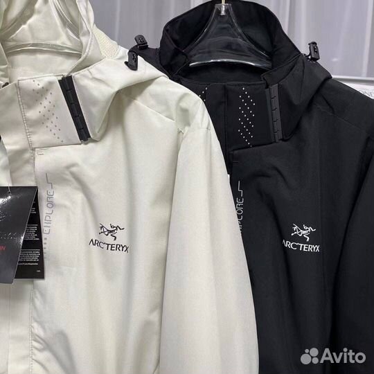 Arcteryx ветровка черная белая